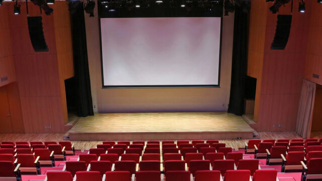 音響設備導入事例「スカラホール等の音響・映像設備」